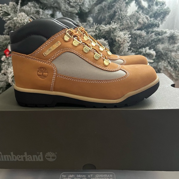 BRAND NEW TIMBERLAND FIELD BOOTS WHEAT COLOR! - Picture 2 of 4